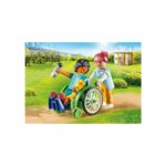 Patient en fauteuil roulant