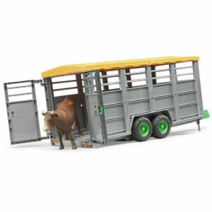 Remorque bétaillère avec vache