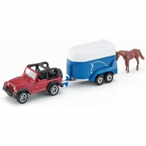 Jeep avec remorque à chevaux