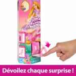 5 autocollants et une scène de jeu